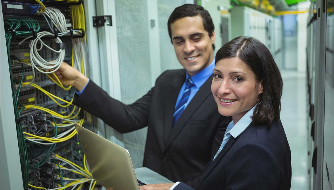 An expert explaining RCDD meaning and RCDD cabling project.